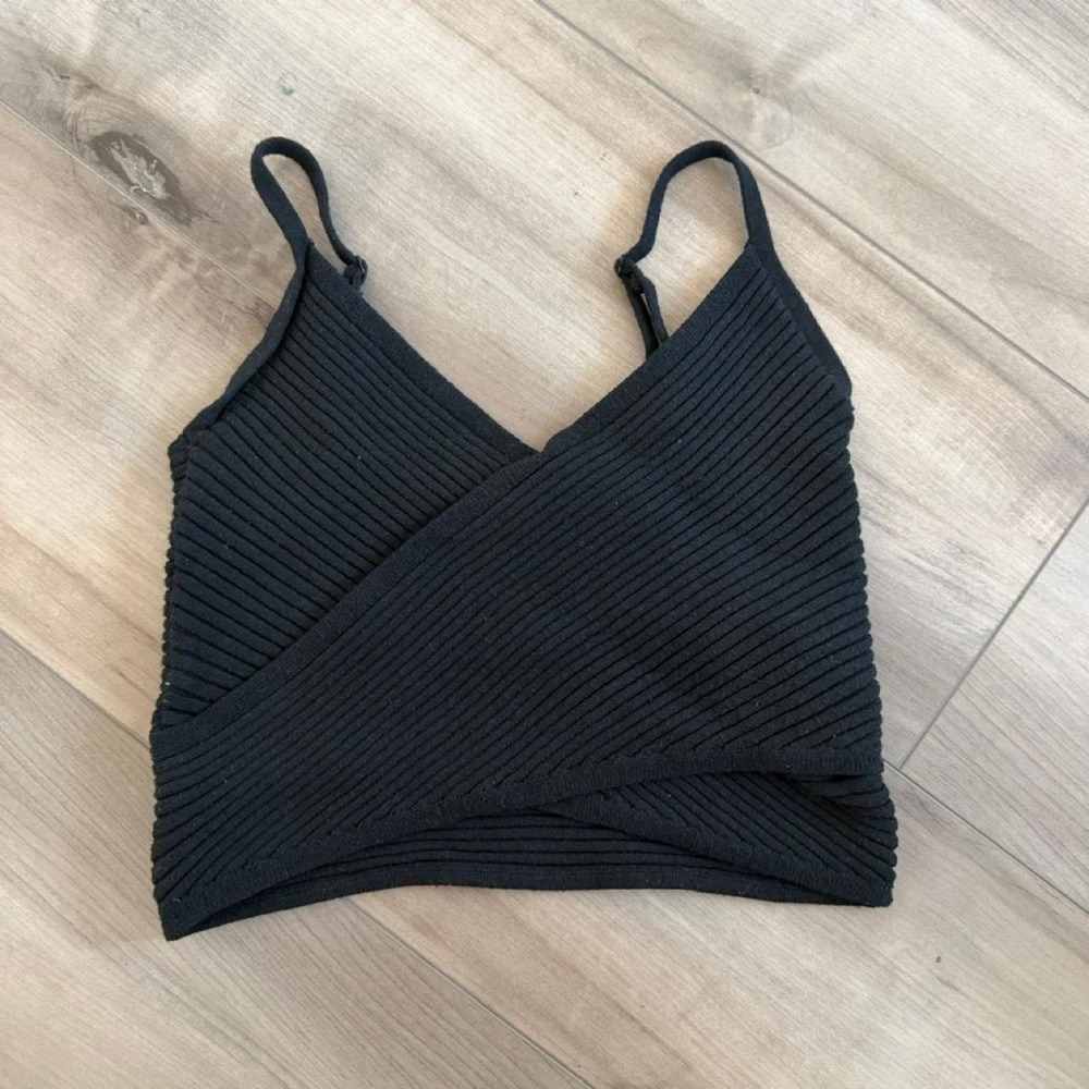 Aerie black ribbed crop tank